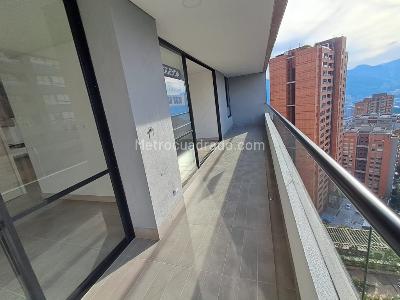 Apartamento de 2 alcobas en arriendo en El Poblado, Medellín, 88 m² · foto 9 de 20