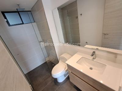 Apartamento de 2 alcobas en arriendo en El Poblado, Medellín, 88 m² · foto 14 de 20