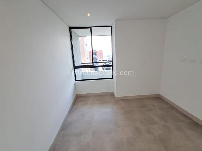 Apartamento de 2 alcobas en arriendo en El Poblado, Medellín, 88 m² · foto 16 de 20