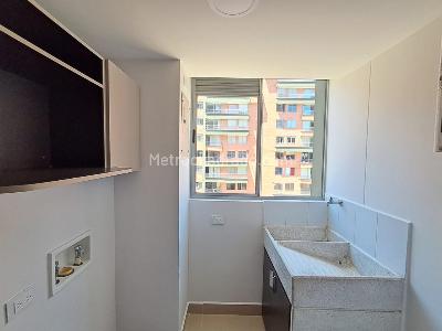Apartamento de 3 alcobas en arriendo en Ciudad Del Rio, Medellín, 78 m² · foto 4 de 18