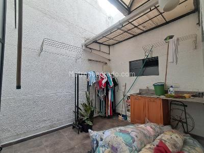 Casa de 3 alcobas en venta en Los Colores, Medellín, 140 m² · foto 12 de 12