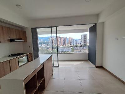 Apartamento de 3 alcobas en venta en Tres Esquinas, Sabaneta, 78 m² · foto 2 de 20