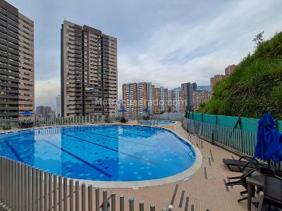 Apartamento de 3 alcobas en venta en Tres Esquinas, Sabaneta, 78 m² · foto 15 de 20