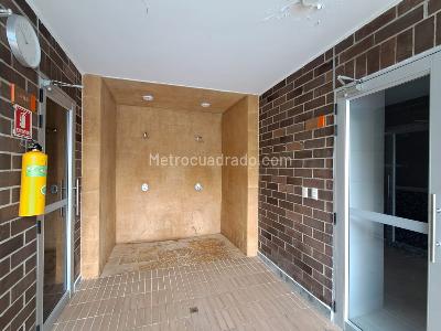 Apartamento de 3 alcobas en venta en Tres Esquinas, Sabaneta, 78 m² · foto 17 de 20