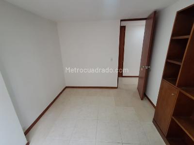 Apartamento de 3 alcobas en arriendo en El Poblado, Medellín, 116 m² · foto 9 de 17