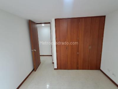 Apartamento de 3 alcobas en arriendo en El Poblado, Medellín, 116 m² · foto 11 de 17