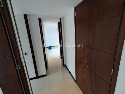 Apartamento de 3 alcobas en arriendo en Los Balsos, Medellín, 116 m² · foto 15 de 20