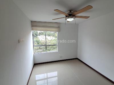 Apartamento de 3 alcobas en arriendo en Los Balsos, Medellín, 116 m² · foto 18 de 20