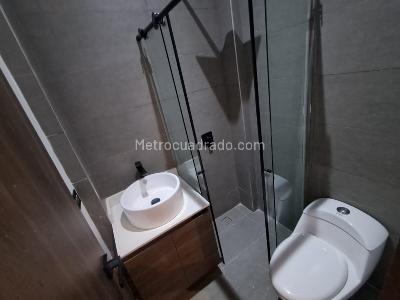 Apartamento de 2 alcobas en arriendo en El Poblado, Medellín, 257 m² · foto 6 de 20