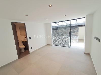 Apartamento de 2 alcobas en arriendo en El Poblado, Medellín, 257 m² · foto 12 de 20