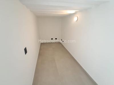 Apartamento de 2 alcobas en arriendo en El Poblado, Medellín, 257 m² · foto 13 de 20