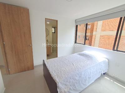 Apartamento de 3 alcobas en arriendo en Belen, Medellín, 70 m² · foto 16 de 19