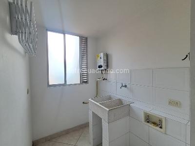 Apartamento en venta en El Poblado, Medellín · foto 5 de 20