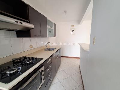 Apartamento en venta en El Poblado, Medellín · foto 6 de 20