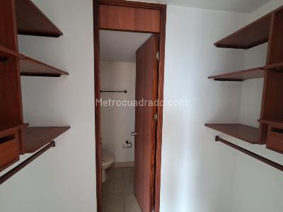 Apartamento en venta en El Poblado, Medellín · foto 14 de 20