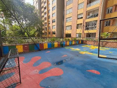 Apartamento en venta en El Poblado, Medellín · foto 16 de 20