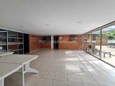 Apartamento en venta en El Poblado, Medellín · foto 20 de 20