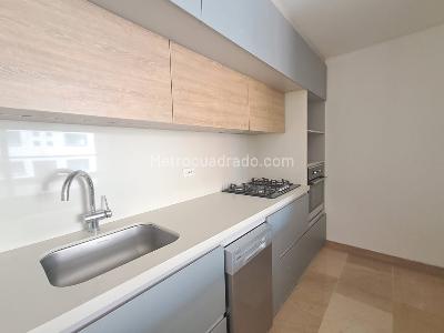 Apartamento de 2 alcobas en arriendo en Laureles, Medellín, 80 m² · foto 2 de 19