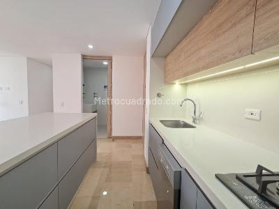 Apartamento de 2 alcobas en arriendo en Laureles, Medellín, 80 m² · foto 4 de 19