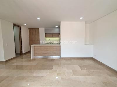 Apartamento de 2 alcobas en arriendo en Laureles, Medellín, 80 m² · foto 7 de 19