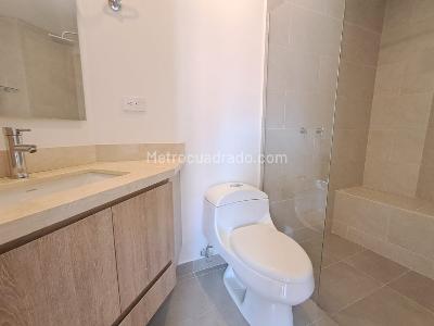Apartamento de 2 alcobas en arriendo en Laureles, Medellín, 80 m² · foto 15 de 19