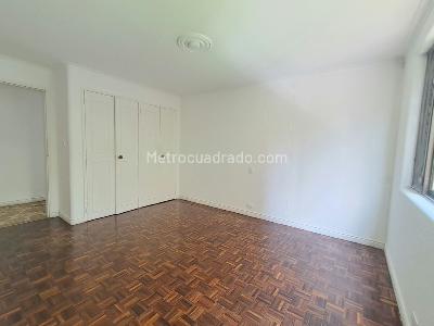 Apartamento en venta en El Poblado, Medellín · foto 5 de 19