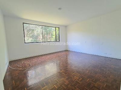 Apartamento en venta en El Poblado, Medellín · foto 6 de 19
