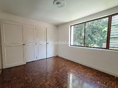 Apartamento en venta en El Poblado, Medellín · foto 7 de 19