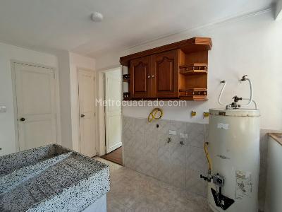 Apartamento en venta en El Poblado, Medellín · foto 17 de 19