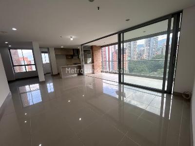 Apartamento de 3 alcobas en arriendo en El Poblado, Medellín, 118 m² · foto 4 de 20