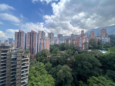 Apartamento de 3 alcobas en arriendo en El Poblado, Medellín, 118 m² · foto 6 de 20