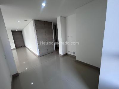 Apartamento de 3 alcobas en arriendo en El Poblado, Medellín, 118 m² · foto 15 de 20