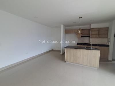 Apartamento de 3 alcobas en arriendo en La Castellana, Medellín, 100 m² · foto 2 de 16