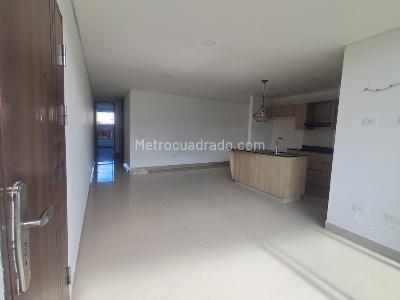 Apartamento de 3 alcobas en arriendo en La Castellana, Medellín, 100 m² · foto 3 de 16