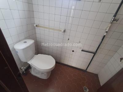 Casa de 5 alcobas en arriendo en Medellín, 280 m² · foto 4 de 20