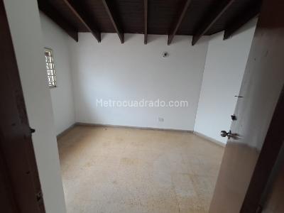 Casa de 5 alcobas en arriendo en Medellín, 280 m² · foto 7 de 20