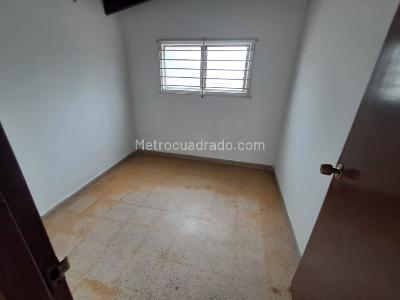 Casa de 5 alcobas en arriendo en Medellín, 280 m² · foto 9 de 20
