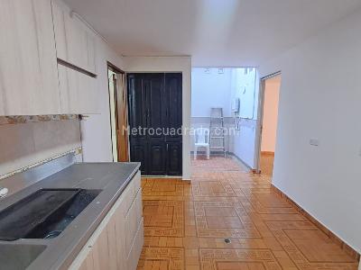 Apartamento de 3 alcobas en arriendo en La Castellana, Medellín, 200 m² · foto 7 de 18