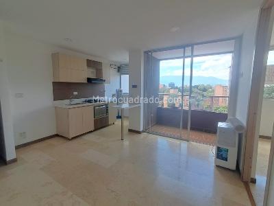 Apartamento de 1 alcoba en arriendo en Laureles, Medellín, 40 m² · foto 4 de 11