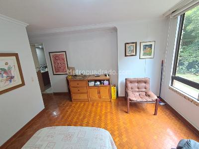 Apartamento de 3 alcobas en arriendo en El Poblado, Medellín, 183 m² · foto 11 de 19