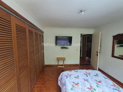 Apartamento de 3 alcobas en arriendo en El Poblado, Medellín, 183 m² · foto 19 de 19