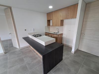 Apartamento de 2 alcobas en arriendo en El Poblado, Medellín, 88 m² · foto 2 de 17