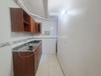 Apartamento en venta en El Chagualo, Medellín · foto 3 de 13