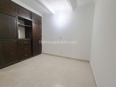 Apartamento en venta en El Chagualo, Medellín · foto 10 de 13