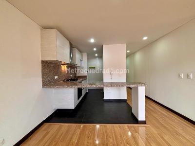 Apartamento de 1 alcoba en arriendo en Los Cedros Oriental, Bogotá, 58 m² · foto 2 de 18