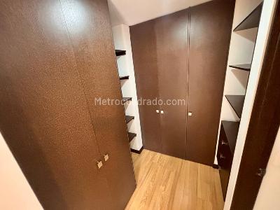 Apartamento de 1 alcoba en arriendo en Los Cedros Oriental, Bogotá, 58 m² · foto 7 de 18