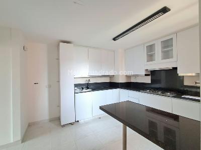 Apartamento de 2 alcobas en venta en Los Balsos, Medellín, 142 m² · foto 9 de 20