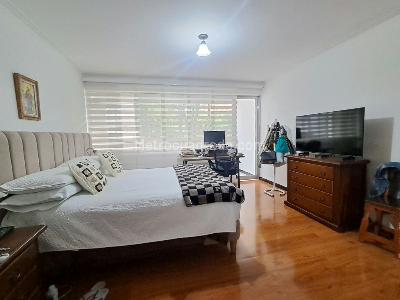 Apartamento de 3 alcobas en venta en Laureles, Medellín, 144 m² · foto 19 de 20