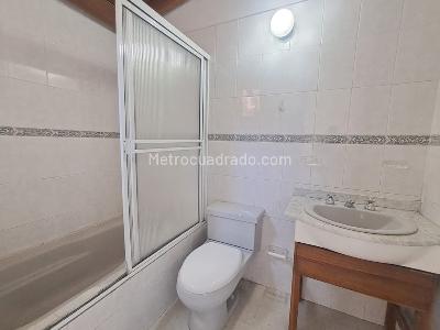 Casa de 4 alcobas en arriendo en Guayabal (L), Medellín, 200 m² · foto 17 de 20