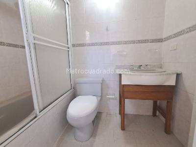 Casa de 4 alcobas en arriendo en Guayabal (L), Medellín, 200 m² · foto 18 de 20